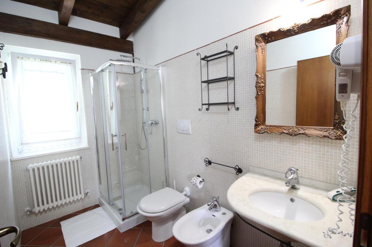 Lacelletta Country House Urbino Buitenkant foto